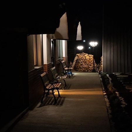 Resort Valea Tatarilor Gyilkostó Kültér fotó