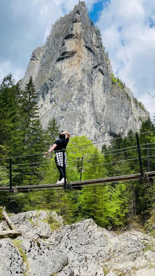 Resort Valea Tatarilor Gyilkostó Kültér fotó